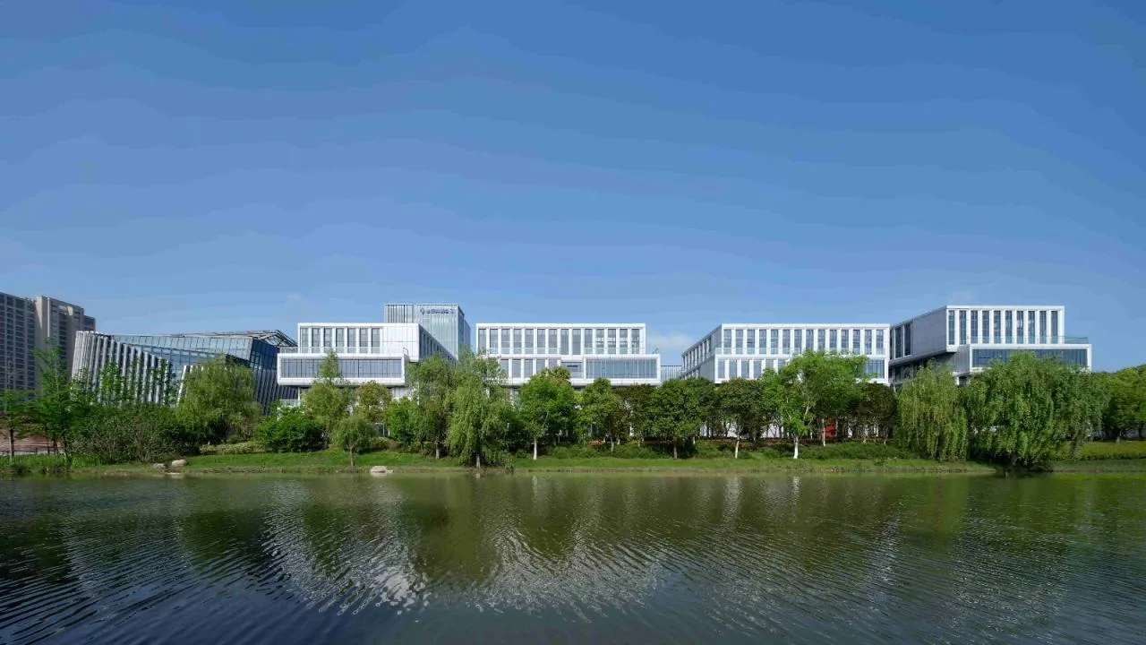 BIM Architecture | CCCC Yili Sci Tech Innovation Cloud Corridor/FTA Architectural Design Firm