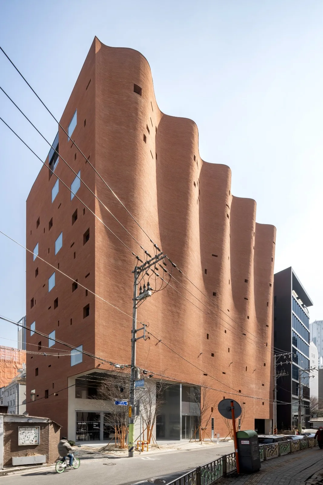 BIM Architecture | W-Mission Headquarters/Behet Bondzio Lin Architekten