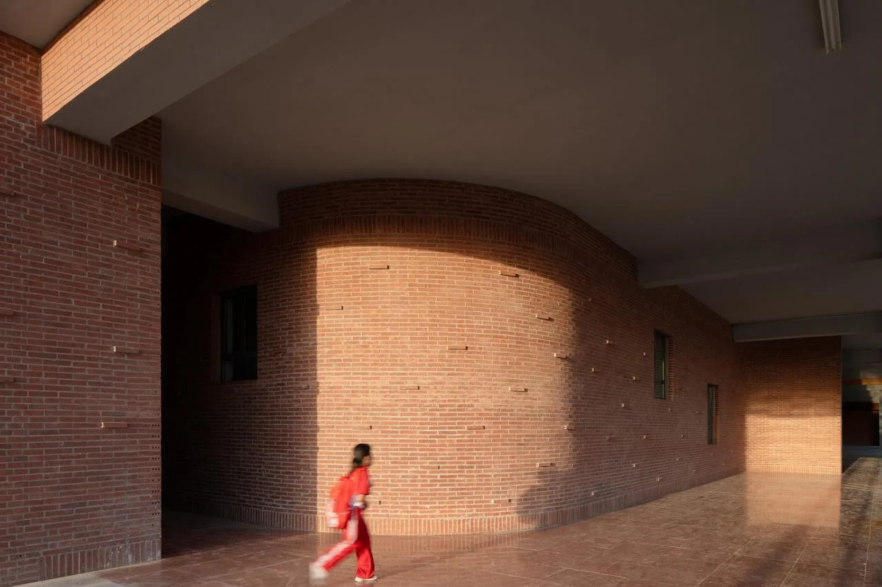 BIM Architecture | Huashan Middle School Boguqi Campus/Rong Chaohui Studio