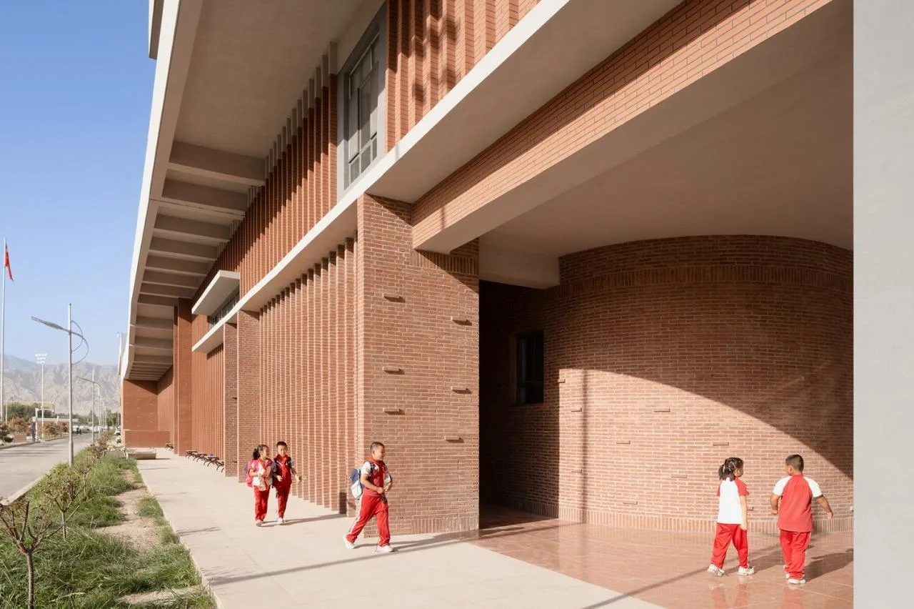 BIM Architecture | Huashan Middle School Boguqi Campus/Rong Chaohui Studio