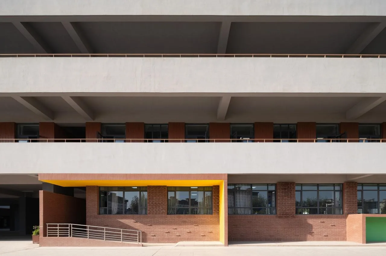 BIM Architecture | Huashan Middle School Boguqi Campus/Rong Chaohui Studio