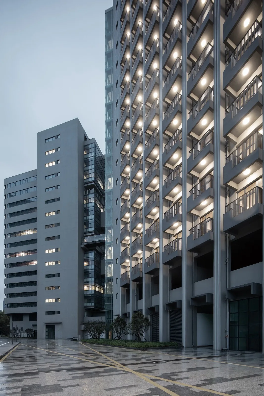 BIM Architecture | Nanjing Future Science and Technology City Talent Apartment/Zhongrui Huadong Rongchao Hui Studio