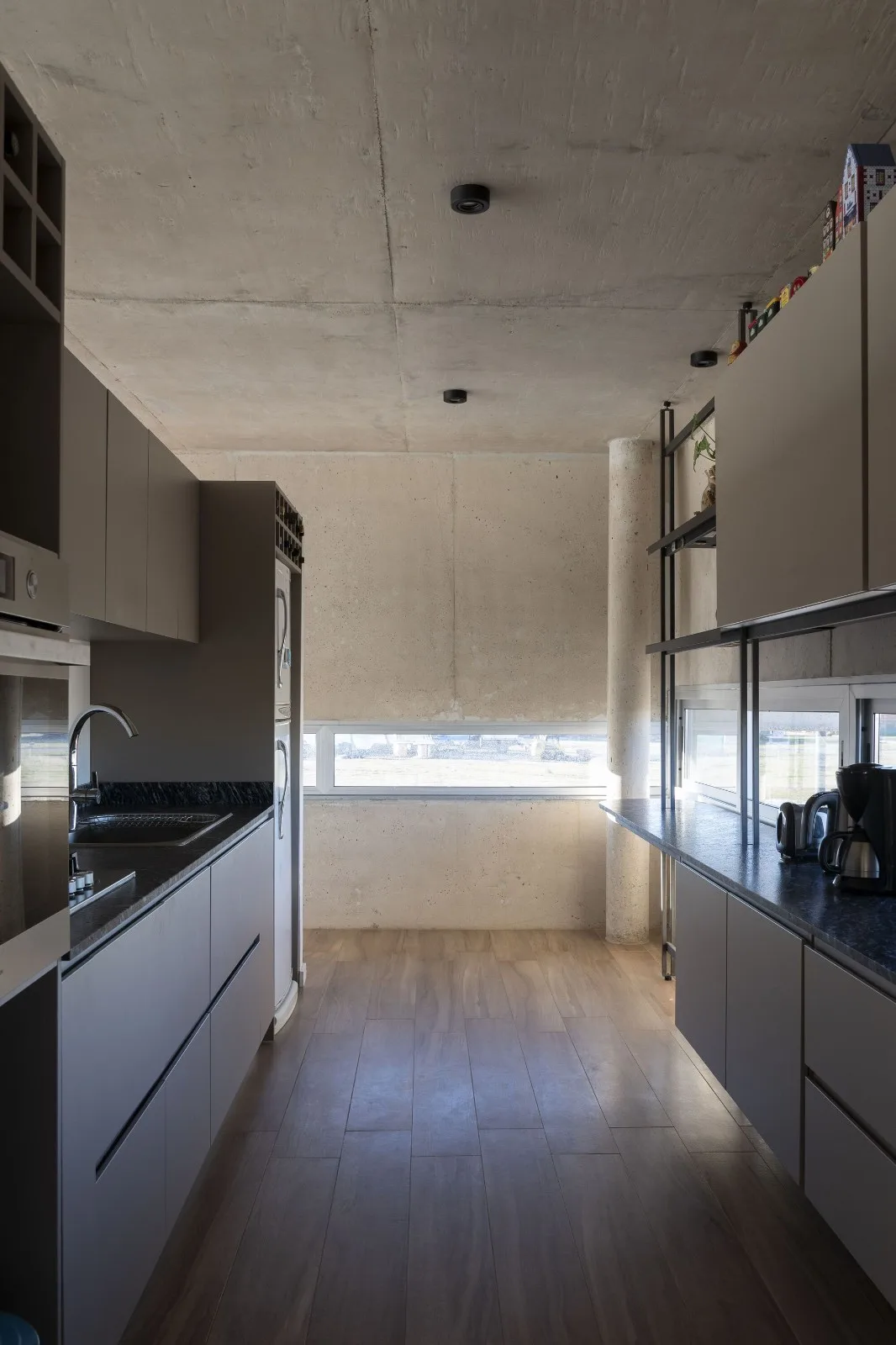 BIM Architecture | Residential Buildings Between Columns/Esteras Perrote