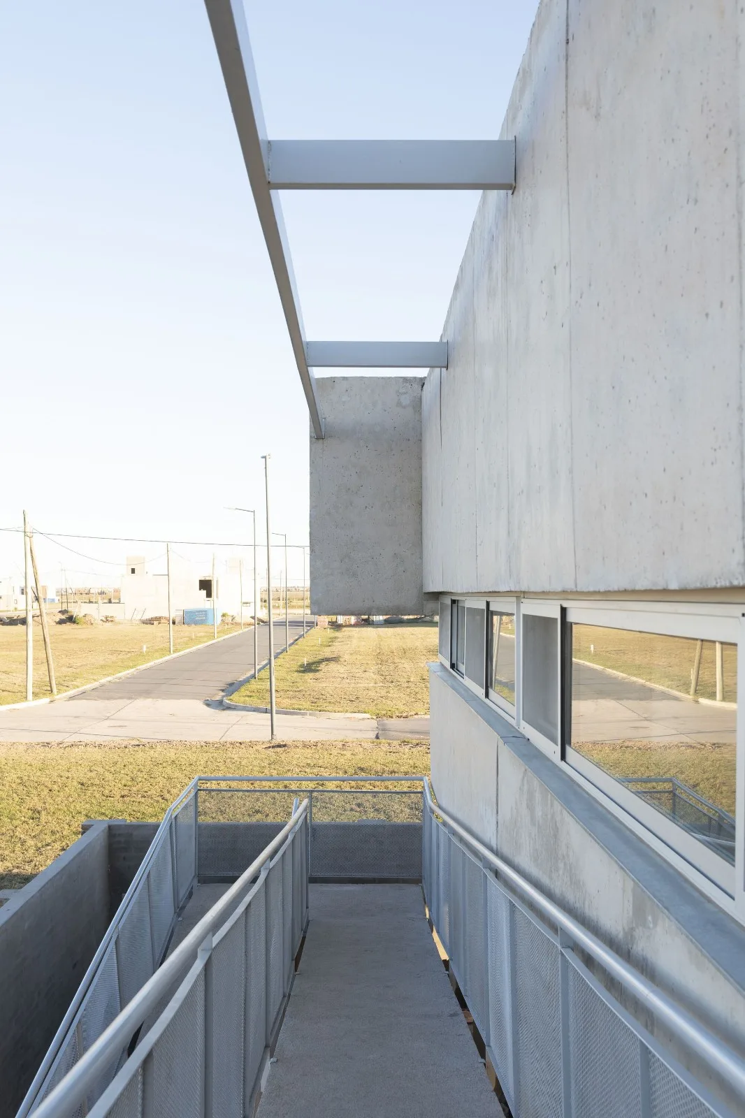 BIM Architecture | Residential Buildings Between Columns/Esteras Perrote