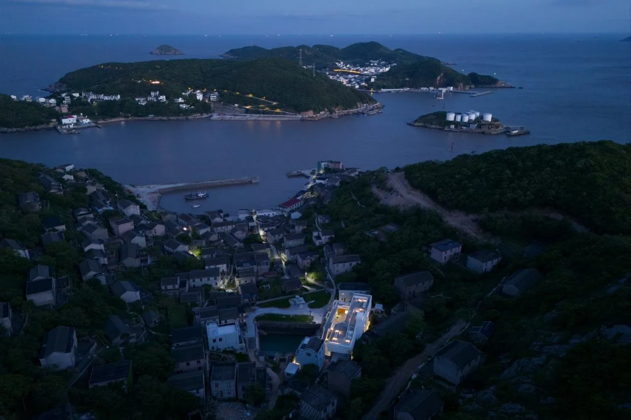 BIM Architecture | Island Floating Boat: Zhoushan Chaishan Island Elderly Care Center/Meng Fanhao Line+Architectural Firm