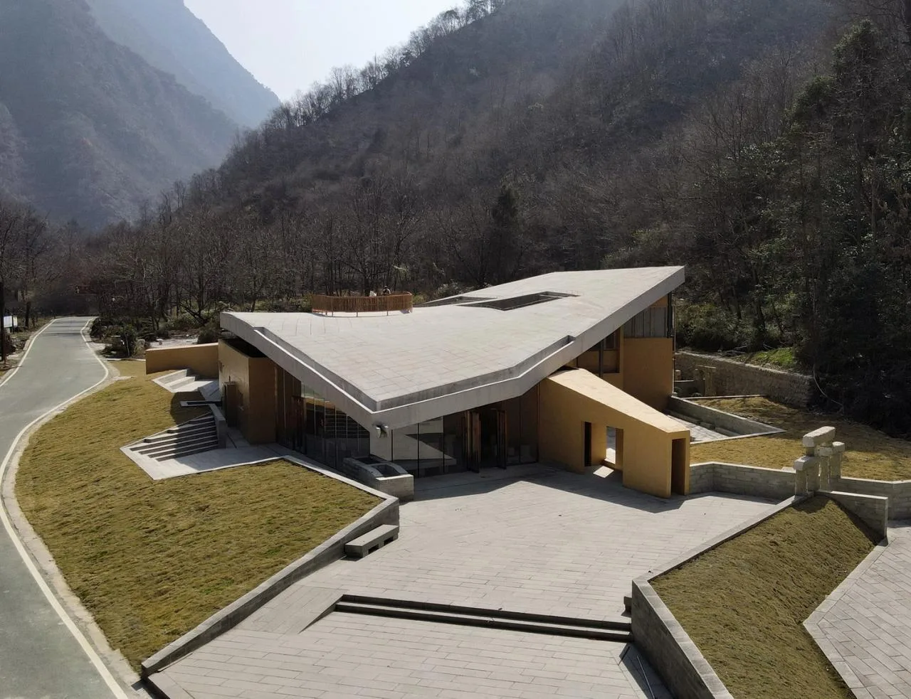 BIM Architecture | Tangjiahe Natural Education Center/Collaborative Architectural Design