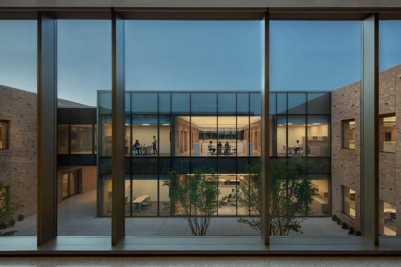 BIM Architecture | Chicago Park Area Headquarters and Gymnasium/John Ronan Architects