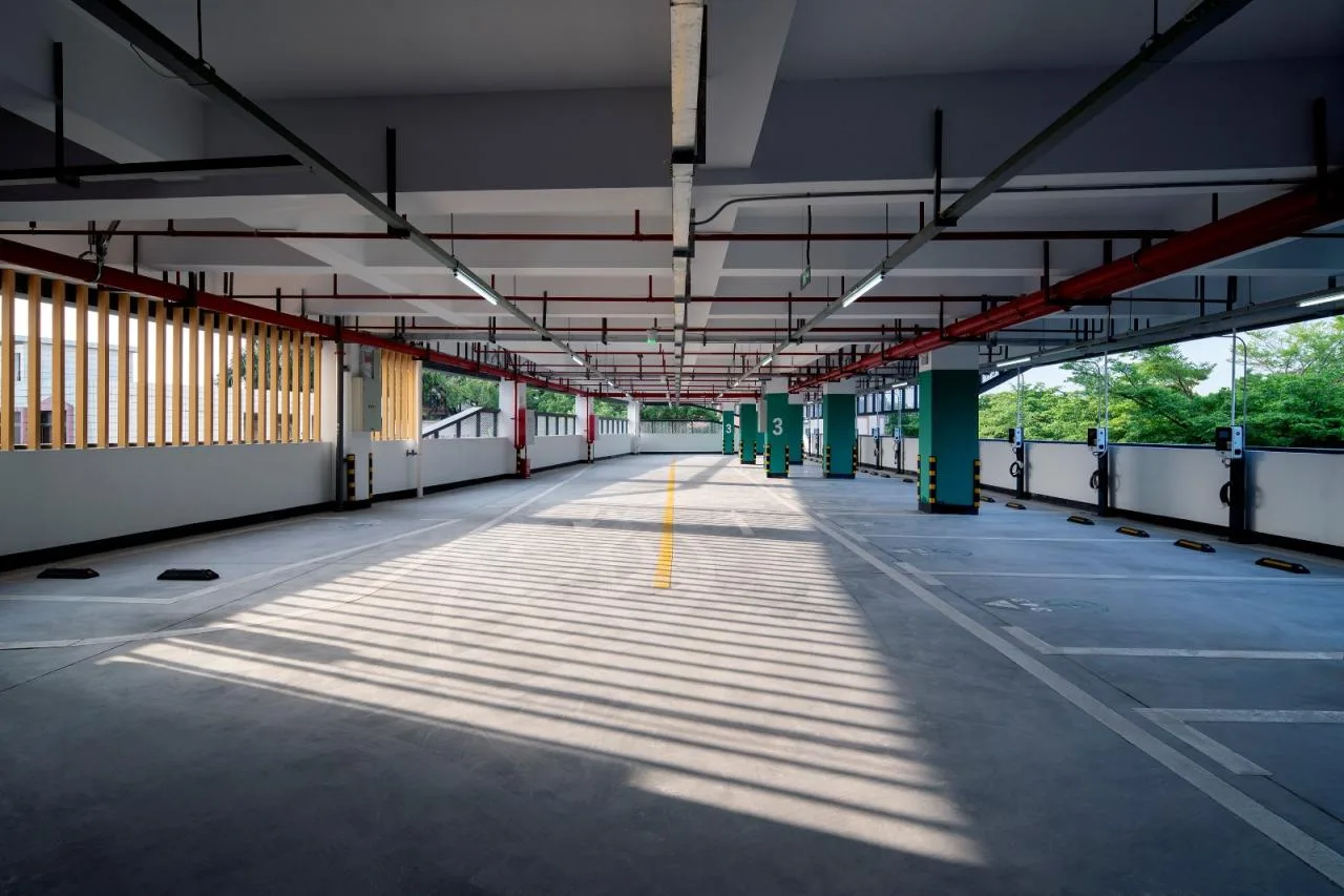 BIM Architecture | Parking Building in the Central Area of Hongmei Town: The Rebirth of the "Corner Land" of the Town/Senlei International