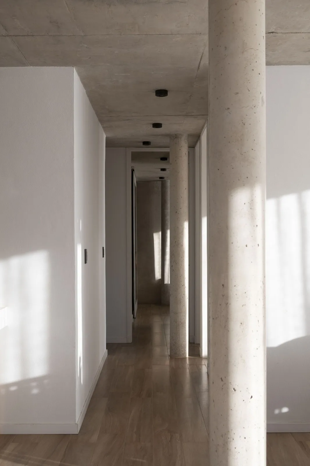 BIM Architecture | Residential Buildings Between Columns/Esteras Perrote