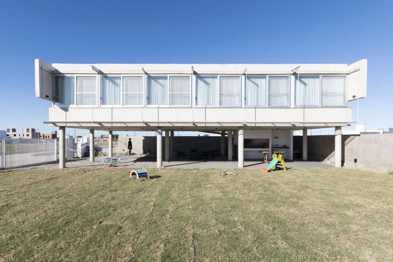 BIM Architecture | Residential Buildings Between Columns/Esteras Perrote