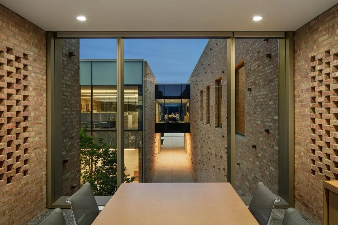 BIM Architecture | Chicago Park Area Headquarters and Gymnasium/John Ronan Architects