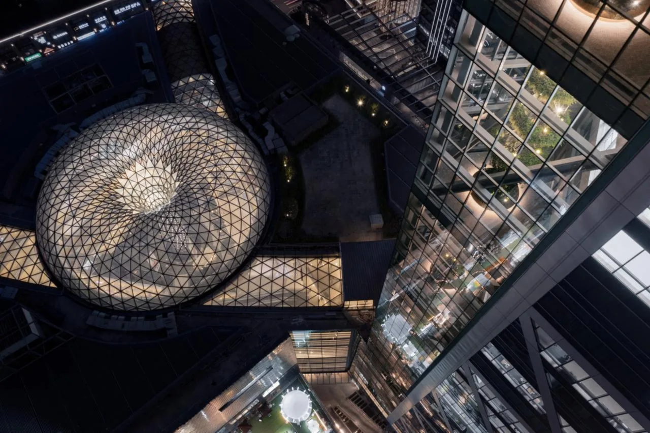 BIM Architecture | Creating a 'Vertical Urban Oasis' in the Center of Shanghai: LuOne Kaide Jingcui Plaza/Safdi Architecture Firm