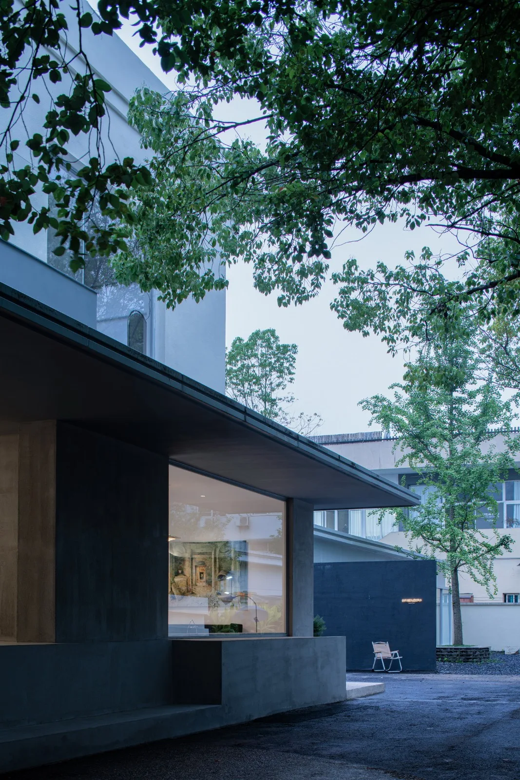 BIM Architecture | Maison Joseph Riverside Flagship Store/Forest Building