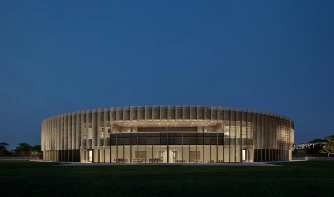 BIM Architecture | Chicago Park Area Headquarters and Gymnasium/John Ronan Architects