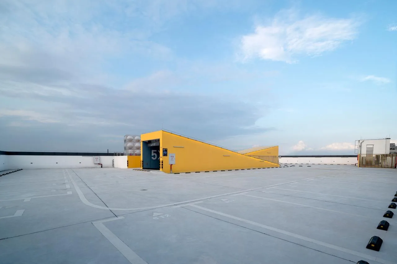 BIM Architecture | Parking Building in the Central Area of Hongmei Town: The Rebirth of the "Corner Land" of the Town/Senlei International