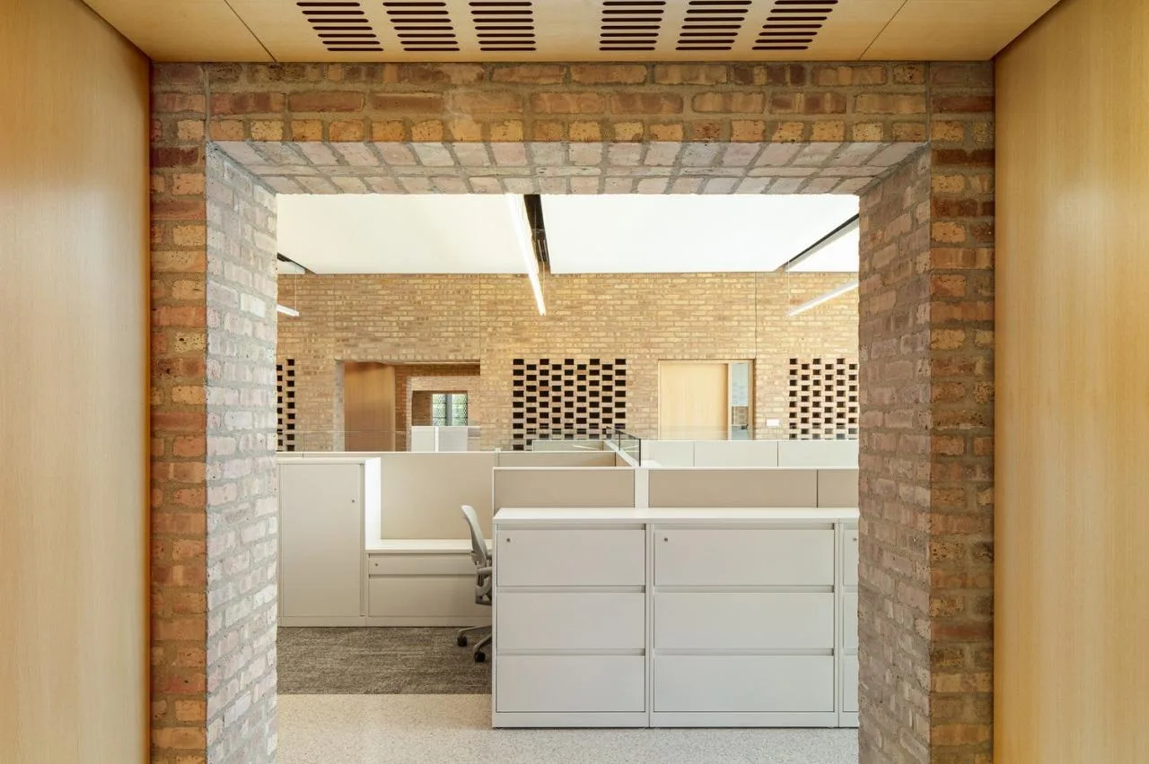 BIM Architecture | Chicago Park Area Headquarters and Gymnasium/John Ronan Architects