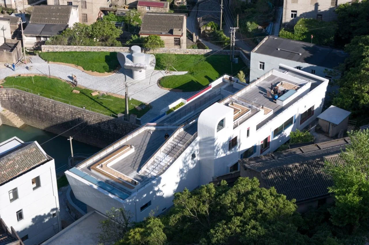 BIM Architecture | Island Floating Boat: Zhoushan Chaishan Island Elderly Care Center/Meng Fanhao Line+Architectural Firm