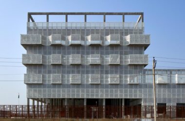 BIM Architecture: Third Space Cultural Learning Center by Studio Saar-BIM WORLD
