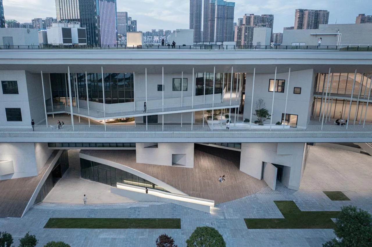 BIM Architecture | Hunan Radio and Television Mango Malanshan Square/Local Studio