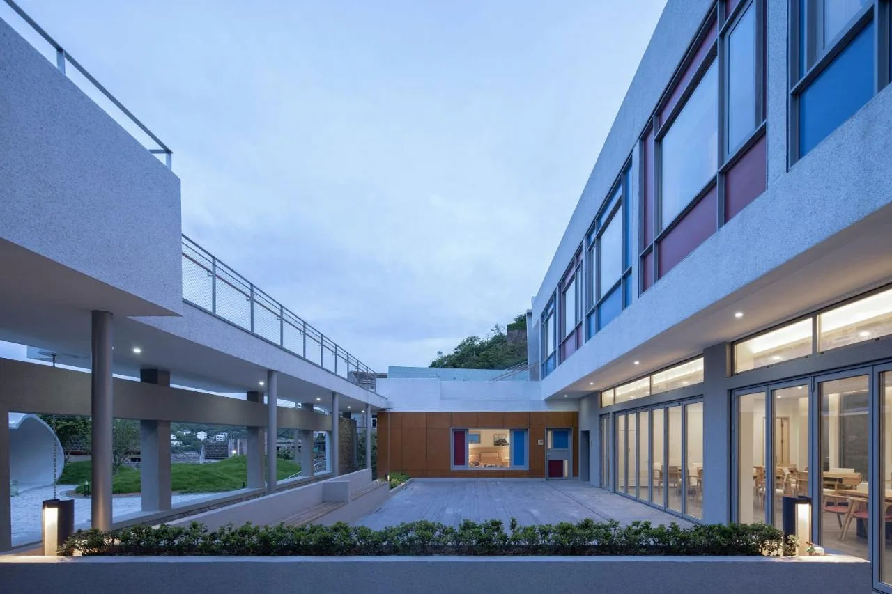 BIM Architecture | Island Floating Boat: Zhoushan Chaishan Island Elderly Care Center/Meng Fanhao Line+Architectural Firm