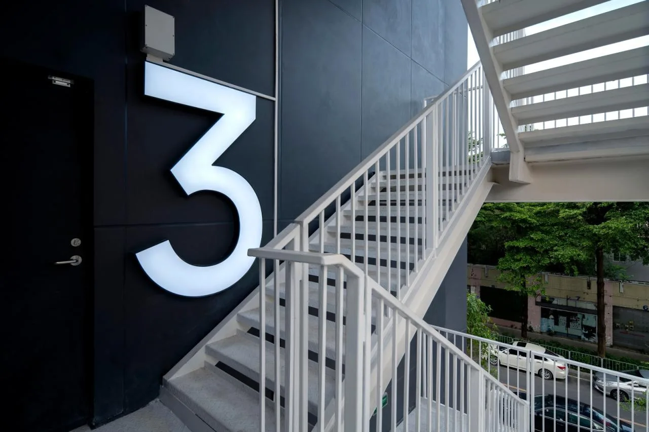 BIM Architecture | Parking Building in the Central Area of Hongmei Town: The Rebirth of the "Corner Land" of the Town/Senlei International