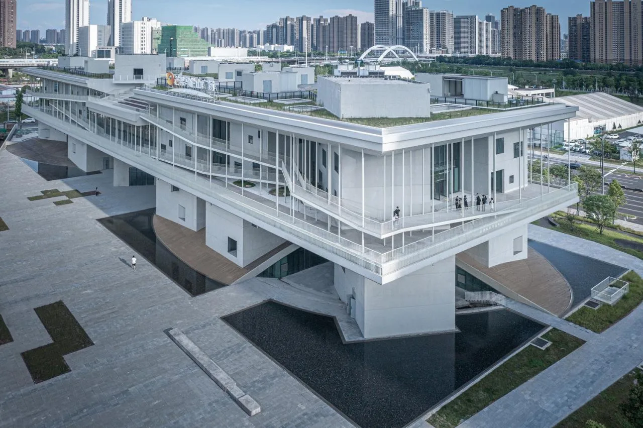 BIM Architecture | Hunan Radio and Television Mango Malanshan Square/Local Studio