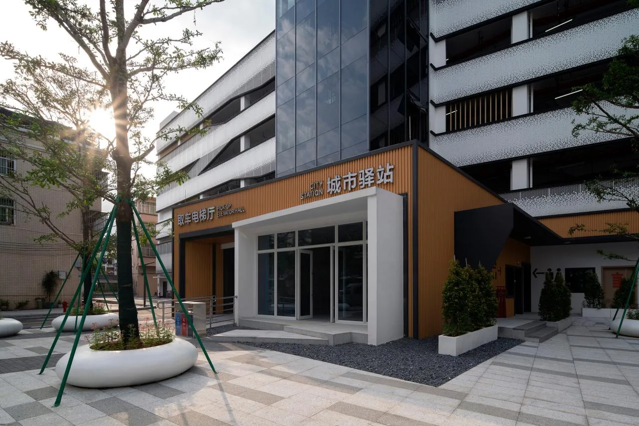 BIM Architecture | Parking Building in the Central Area of Hongmei Town: The Rebirth of the "Corner Land" of the Town/Senlei International