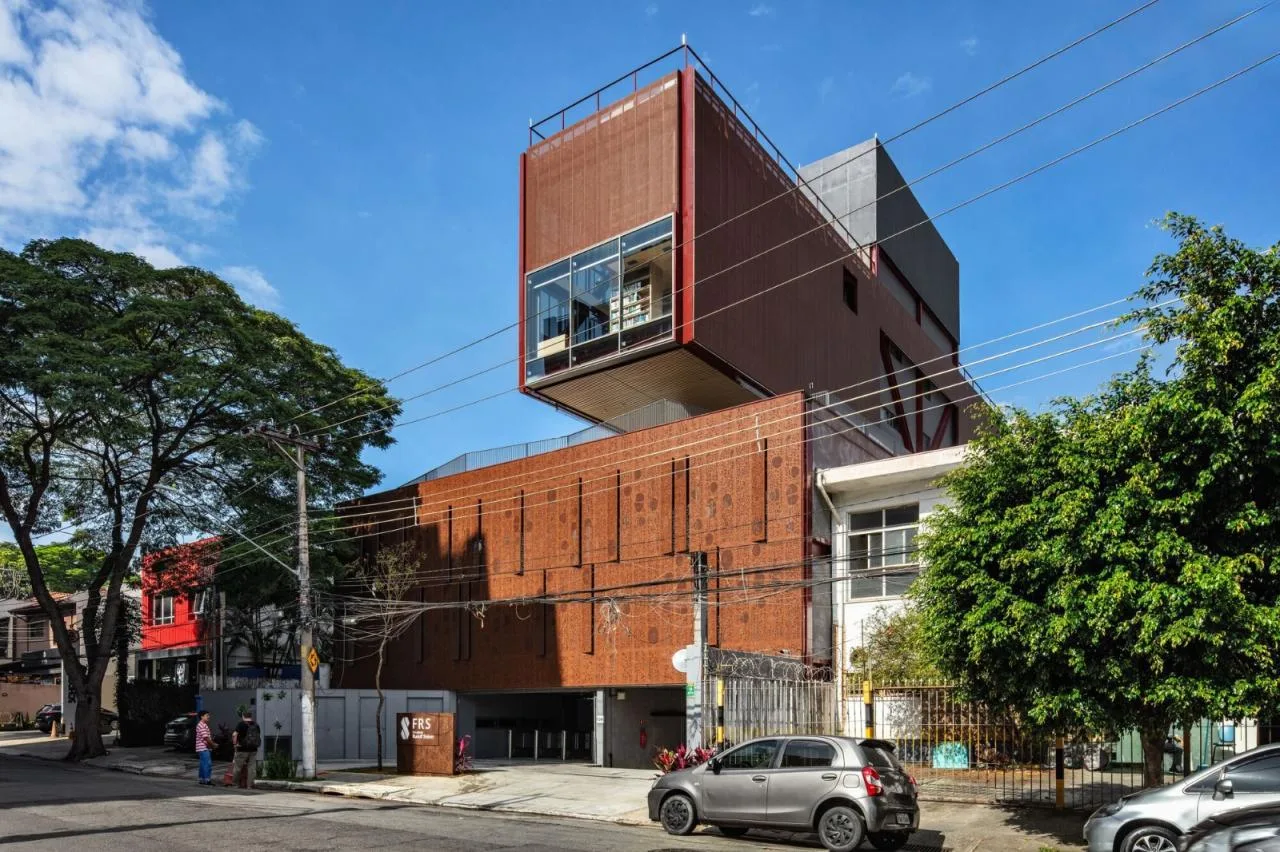 BIM Architecture | Rudolf Steiner University/Biselli Katchborian Arquitetos