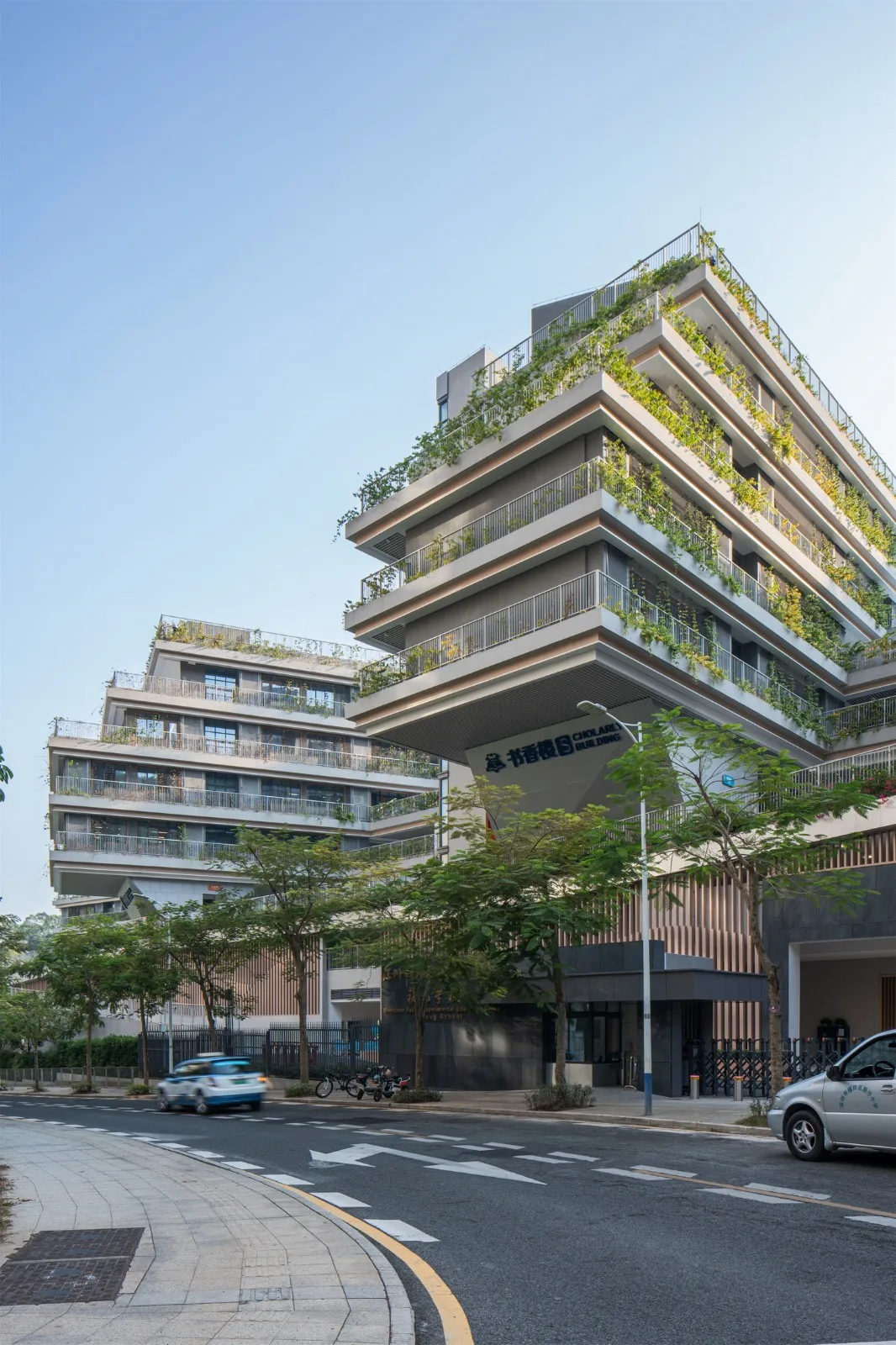 BIM Architecture | "Up the Mountain" Campus: Shenzhen Futian Experimental Education Group Qiaoxiang School · North Campus/Shendu Design