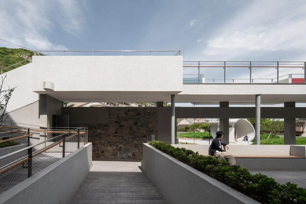BIM Architecture | Island Floating Boat: Zhoushan Chaishan Island Elderly Care Center/Meng Fanhao Line+Architectural Firm