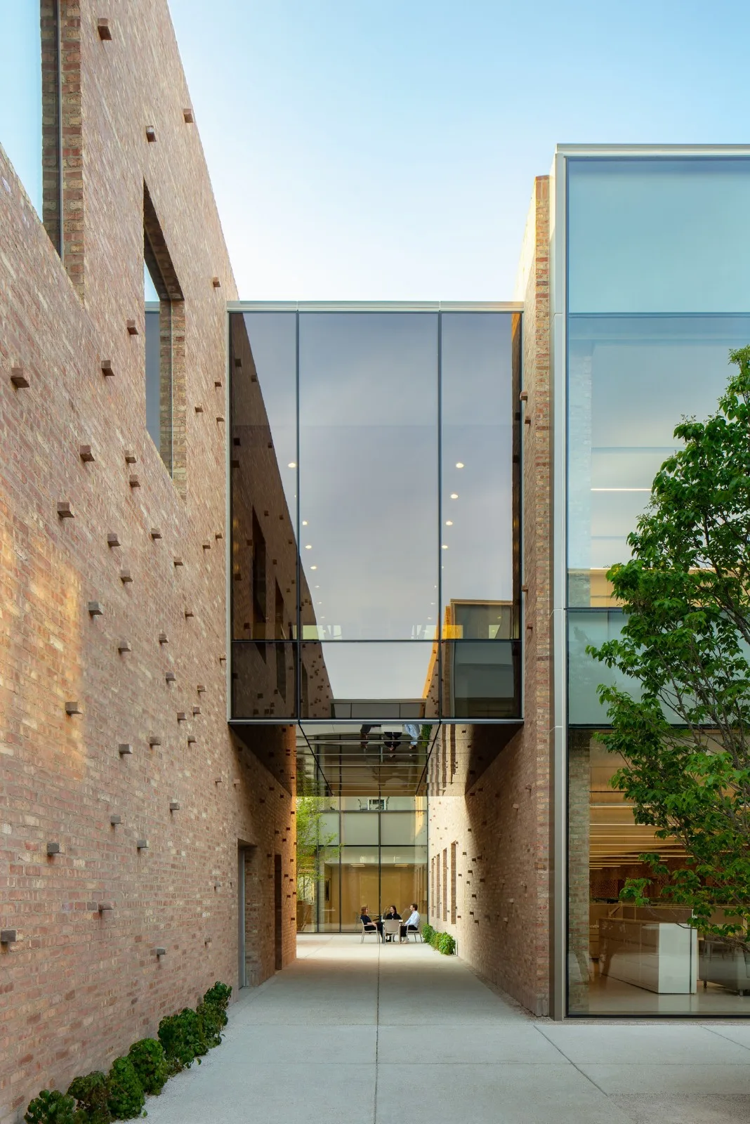 BIM Architecture | Chicago Park Area Headquarters and Gymnasium/John Ronan Architects