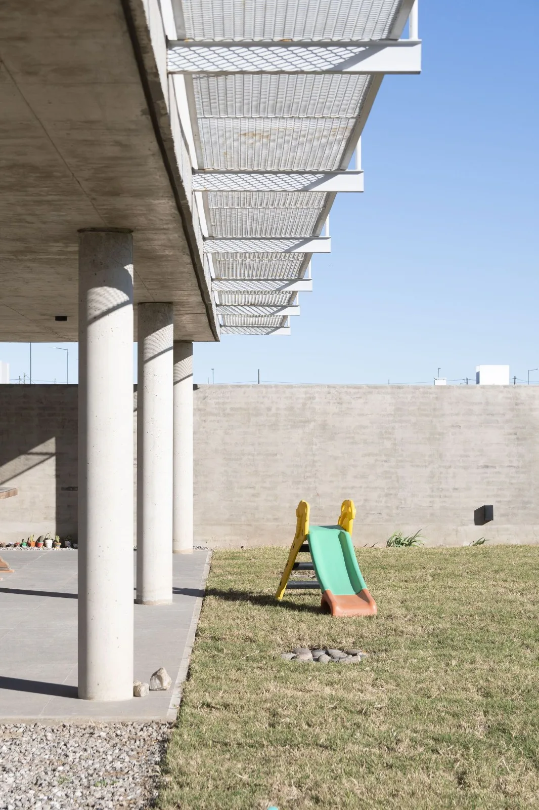 BIM Architecture | Residential Buildings Between Columns/Esteras Perrote