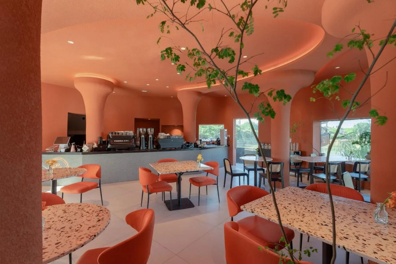BIM Architecture | Phoenix Terrace Reconstruction/Media Design of the Taihu Lake Lake Resort