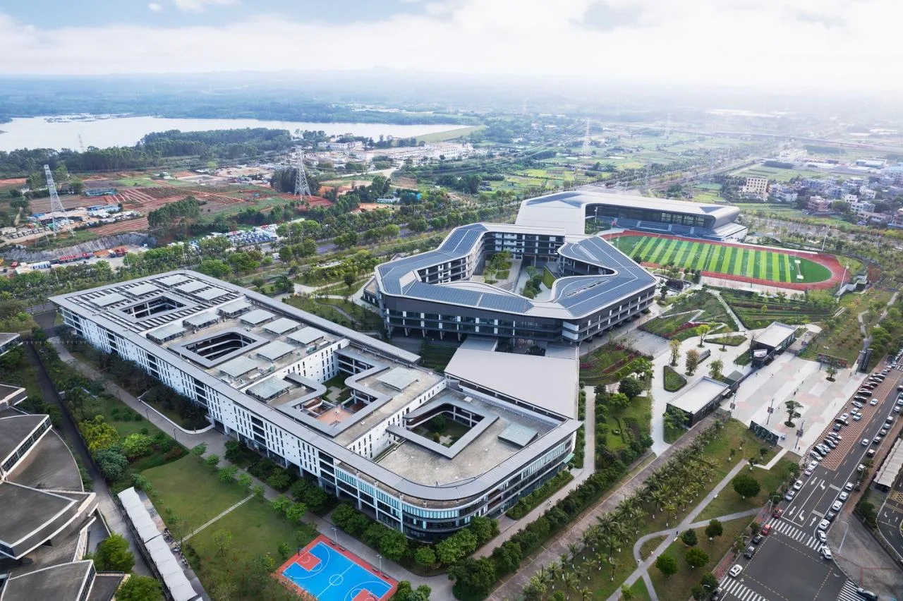 BIM Architecture | Peking University Affiliated High School Haikou School/Crossboundaries