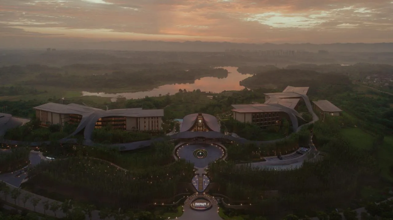 BIM Architecture | "Dragon Ridge" - Mediterranean Black Dragon Beach Resort Hotel/AIM Architecture