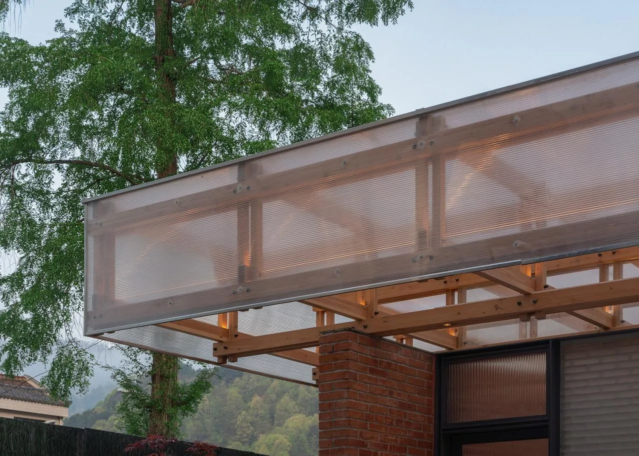 BIM Architecture | Liuba Old Street Red Brick Public Toilet/Jianlin Architectural Design Firm