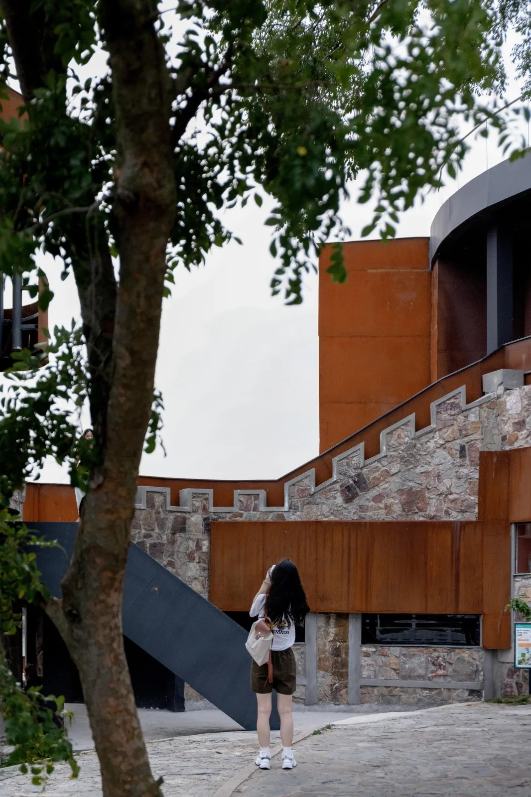 BIM Architecture | Phoenix Terrace Reconstruction/Media Design of the Taihu Lake Lake Resort