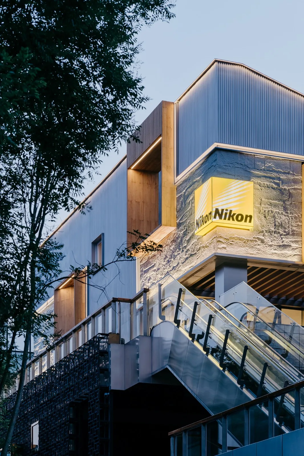 BIM Architecture | Nikon Direct Store · Beijing Sanlitun Taikoo Li Store/Lukstudio Studio