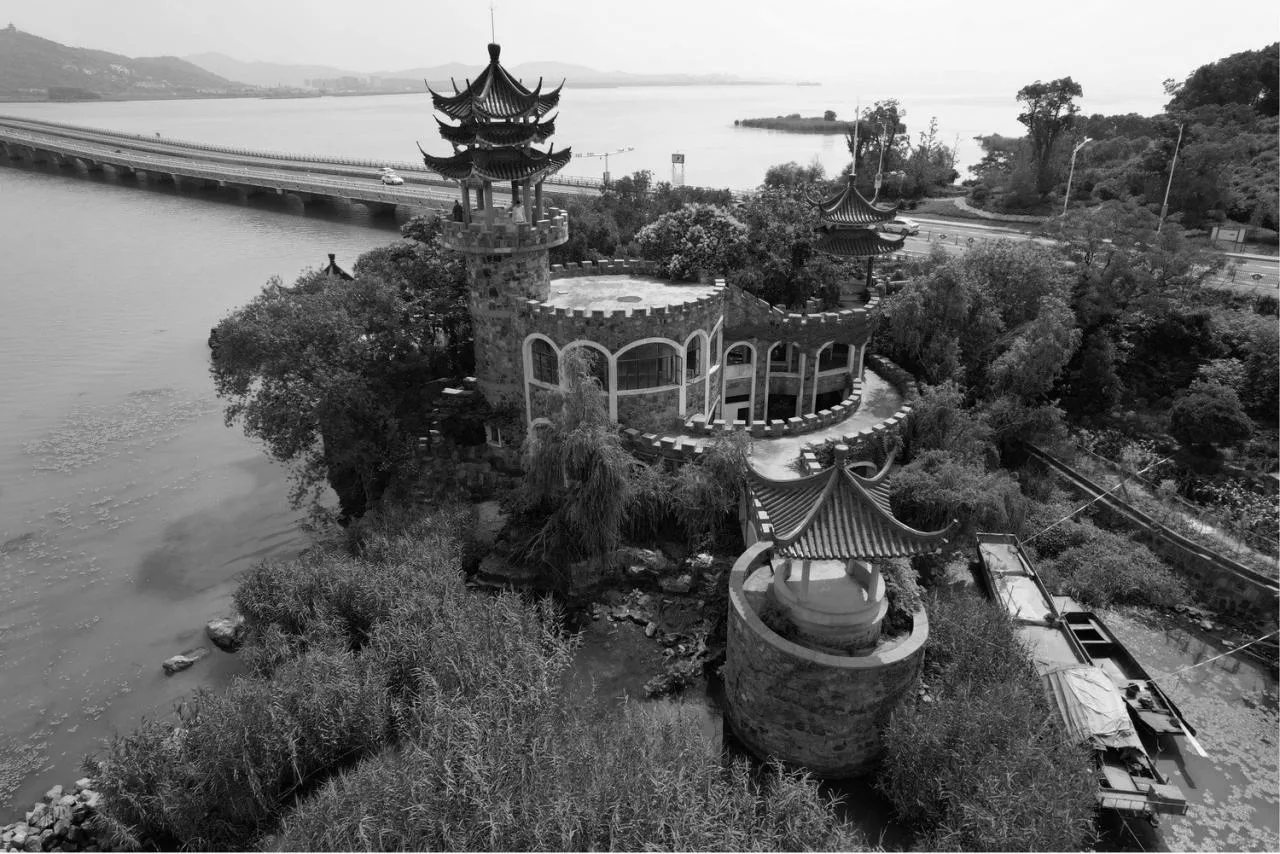 BIM Architecture | Phoenix Terrace Reconstruction/Media Design of the Taihu Lake Lake Resort