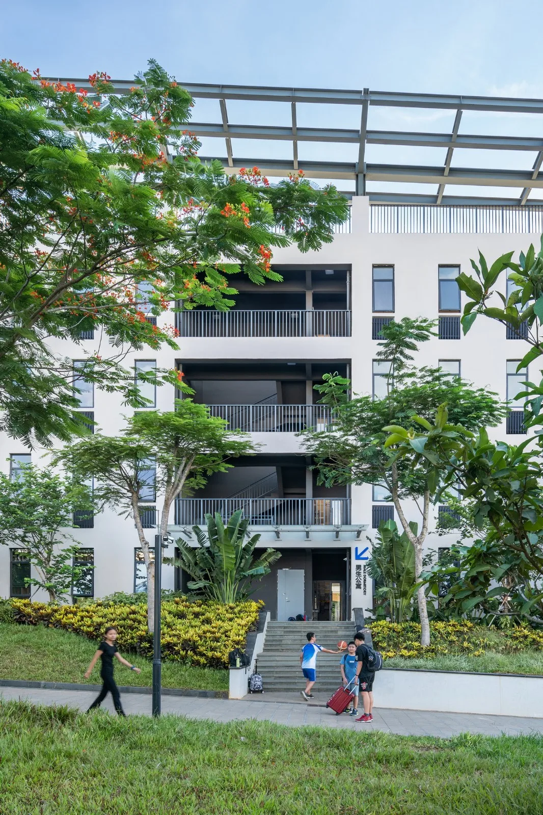 BIM Architecture | Peking University Affiliated High School Haikou School/Crossboundaries