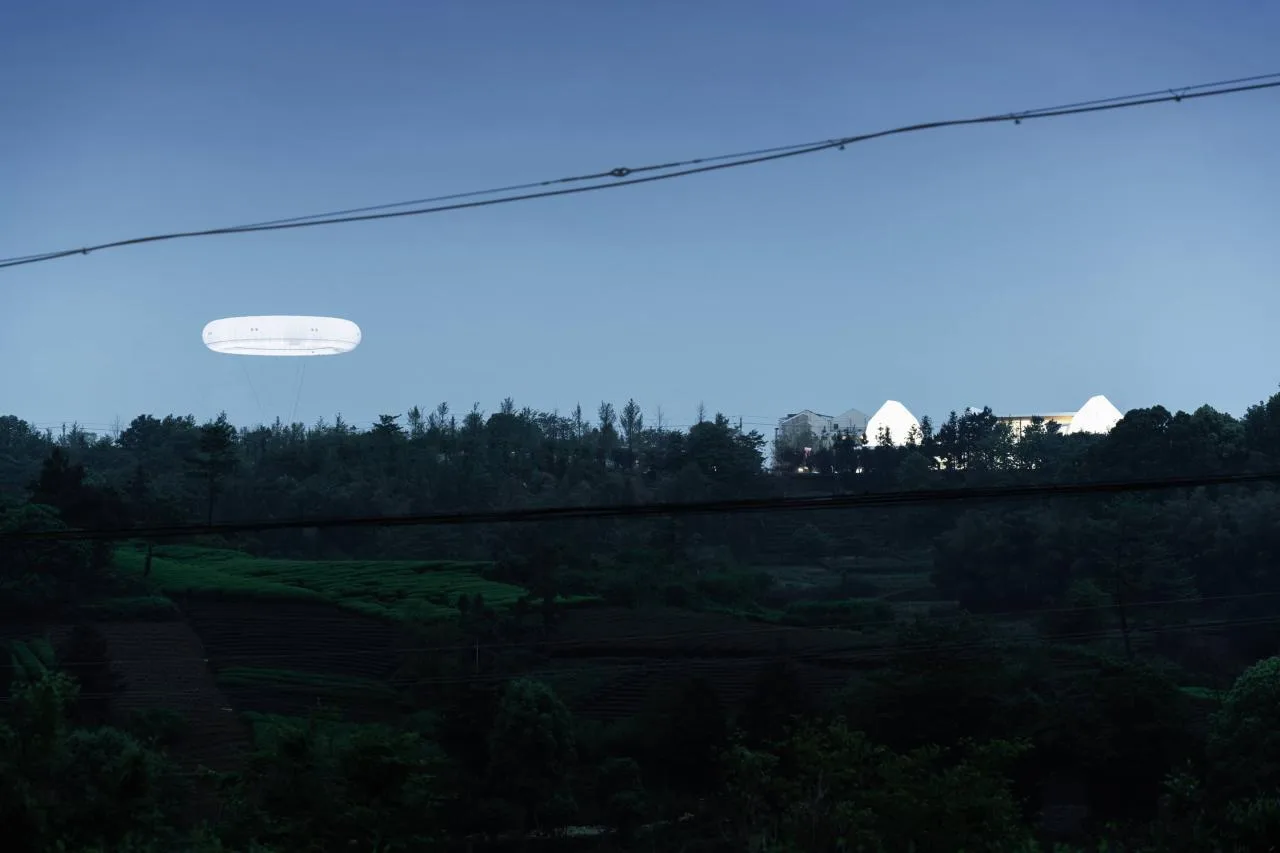 BIM Architecture | From Heaven to Earth: Penetrating through Clouds and Weaving into Wooden Tunnels from Underneath Rocks and Shells; Tengyun Meteorological Environment/Zhu Peidong Line+Architectural Firm