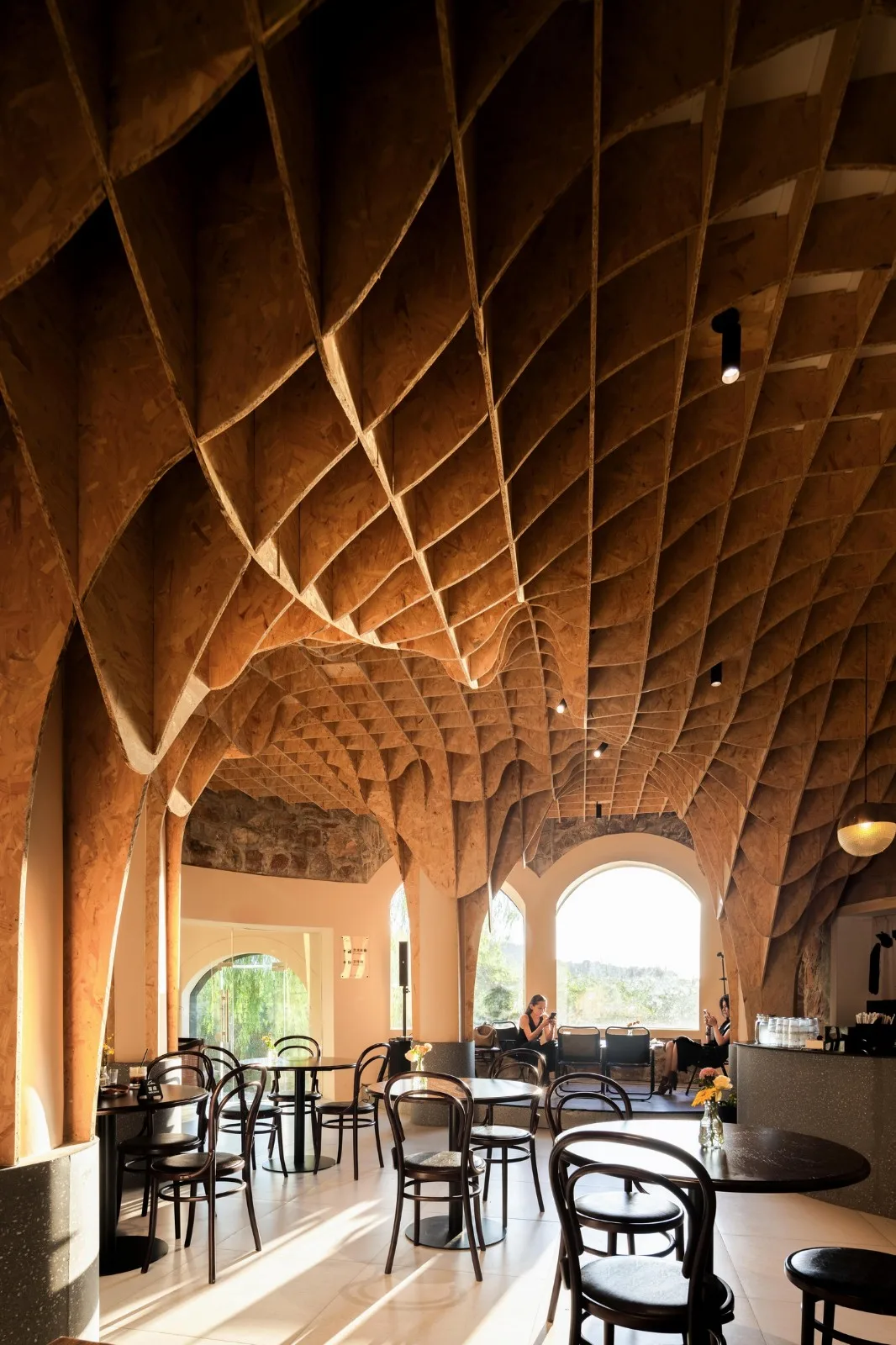 BIM Architecture | Phoenix Terrace Reconstruction/Media Design of the Taihu Lake Lake Resort