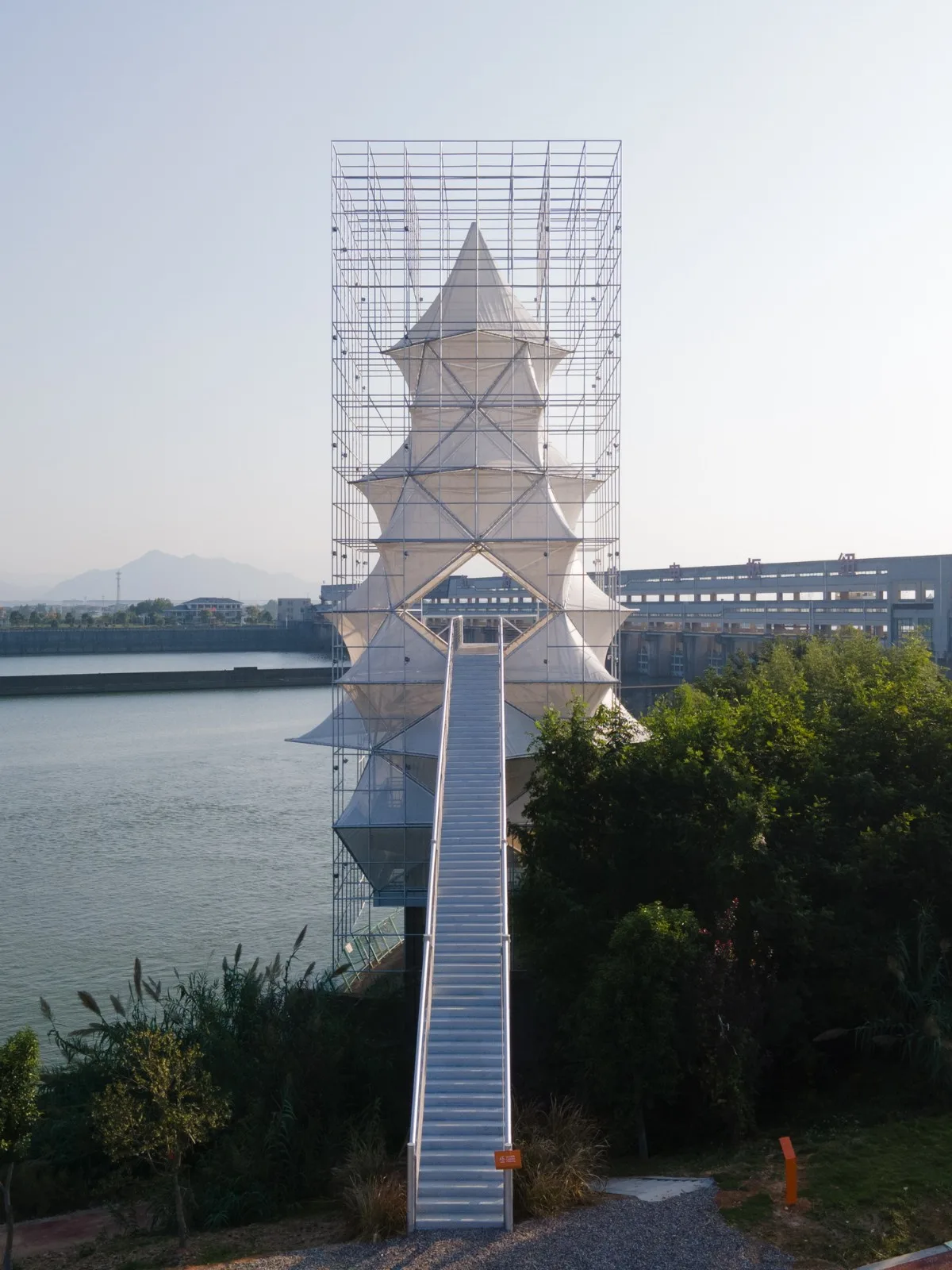 BIM Architecture | Artificial Trees/Limited Design Studio