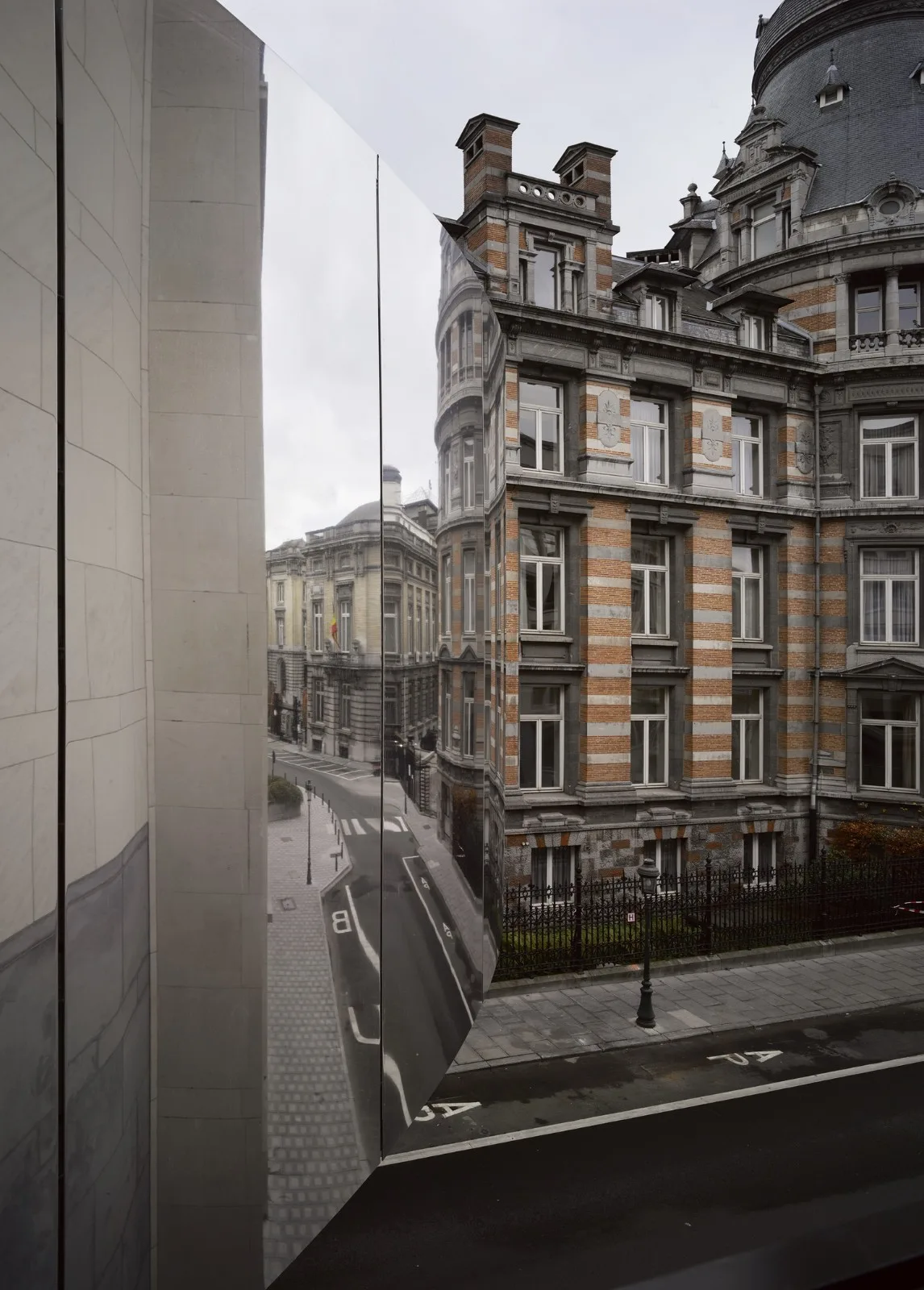BIM Architecture | Tondo Pedestrian Overpass/OFFICE Kersten Geers David Van Severen