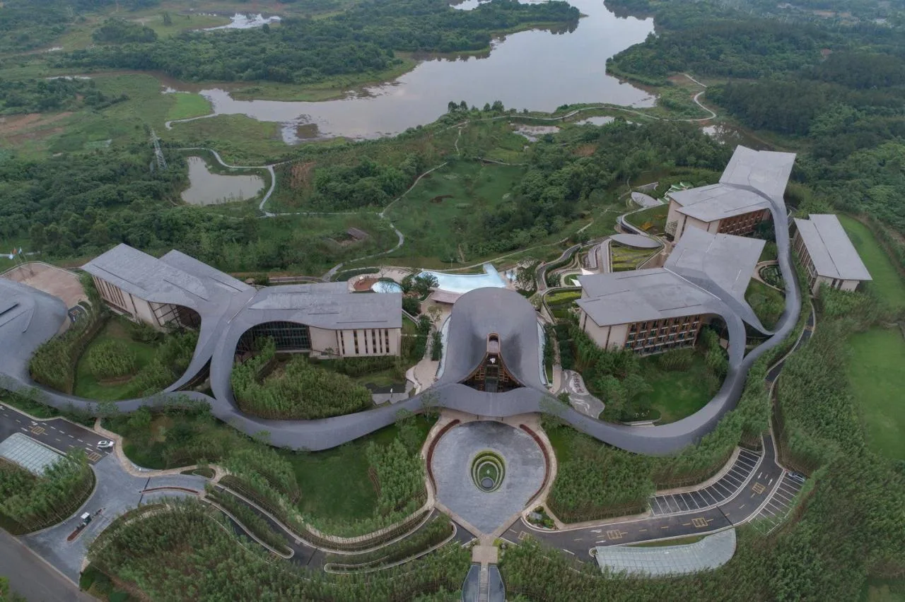 BIM Architecture | "Dragon Ridge" - Mediterranean Black Dragon Beach Resort Hotel/AIM Architecture