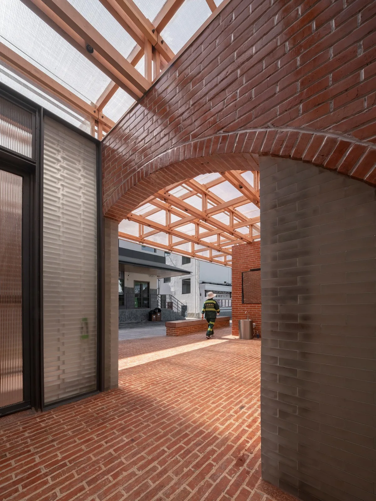 BIM Architecture | Liuba Old Street Red Brick Public Toilet/Jianlin Architectural Design Firm