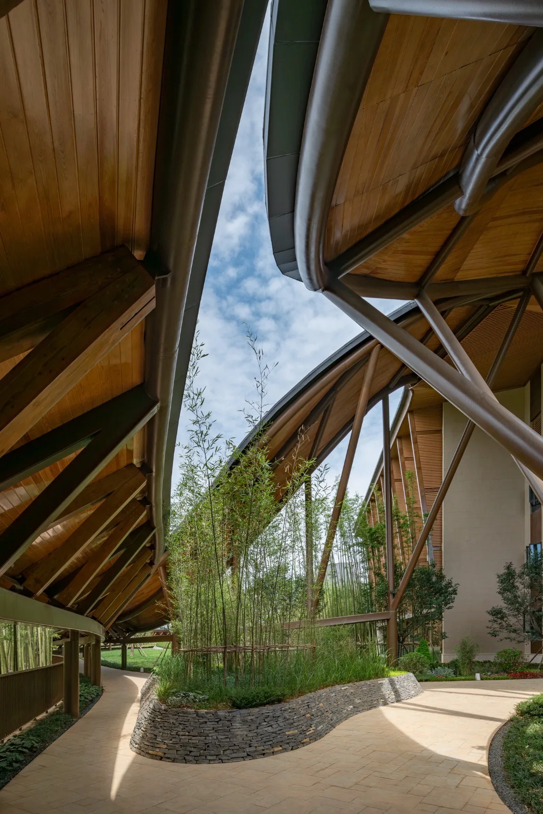 BIM Architecture | "Dragon Ridge" - Mediterranean Black Dragon Beach Resort Hotel/AIM Architecture