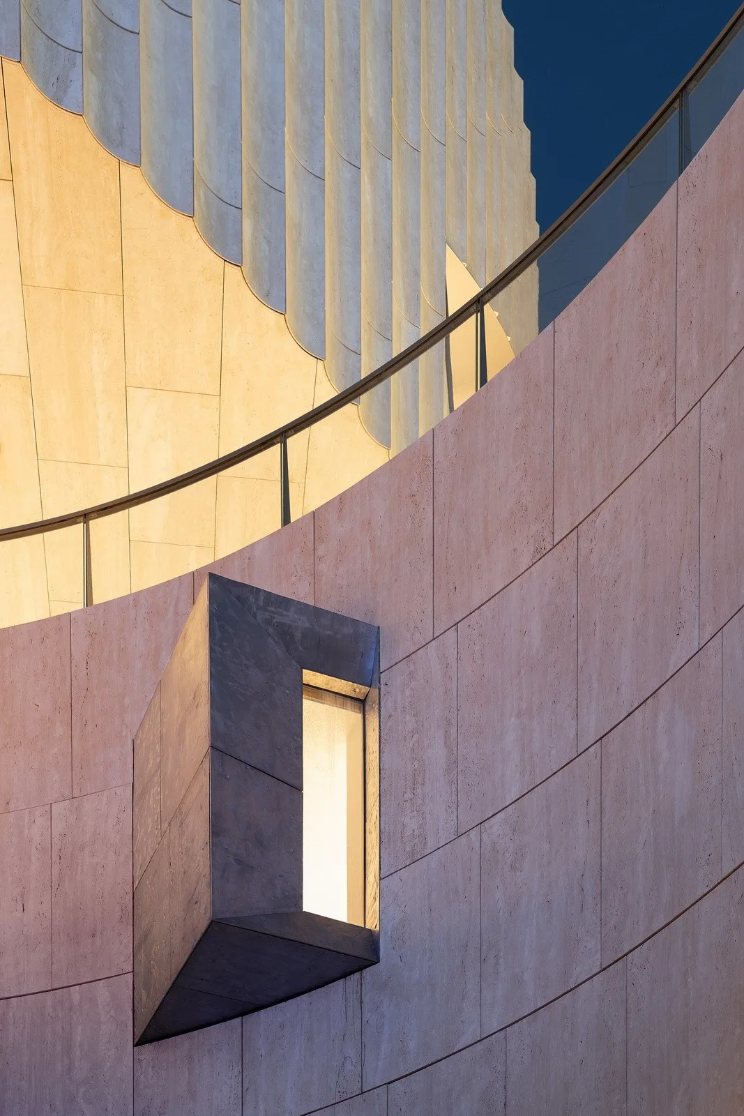 BIM Architecture | China Merchants Historical Museum and Microwave Mountain Park/Urban Practice