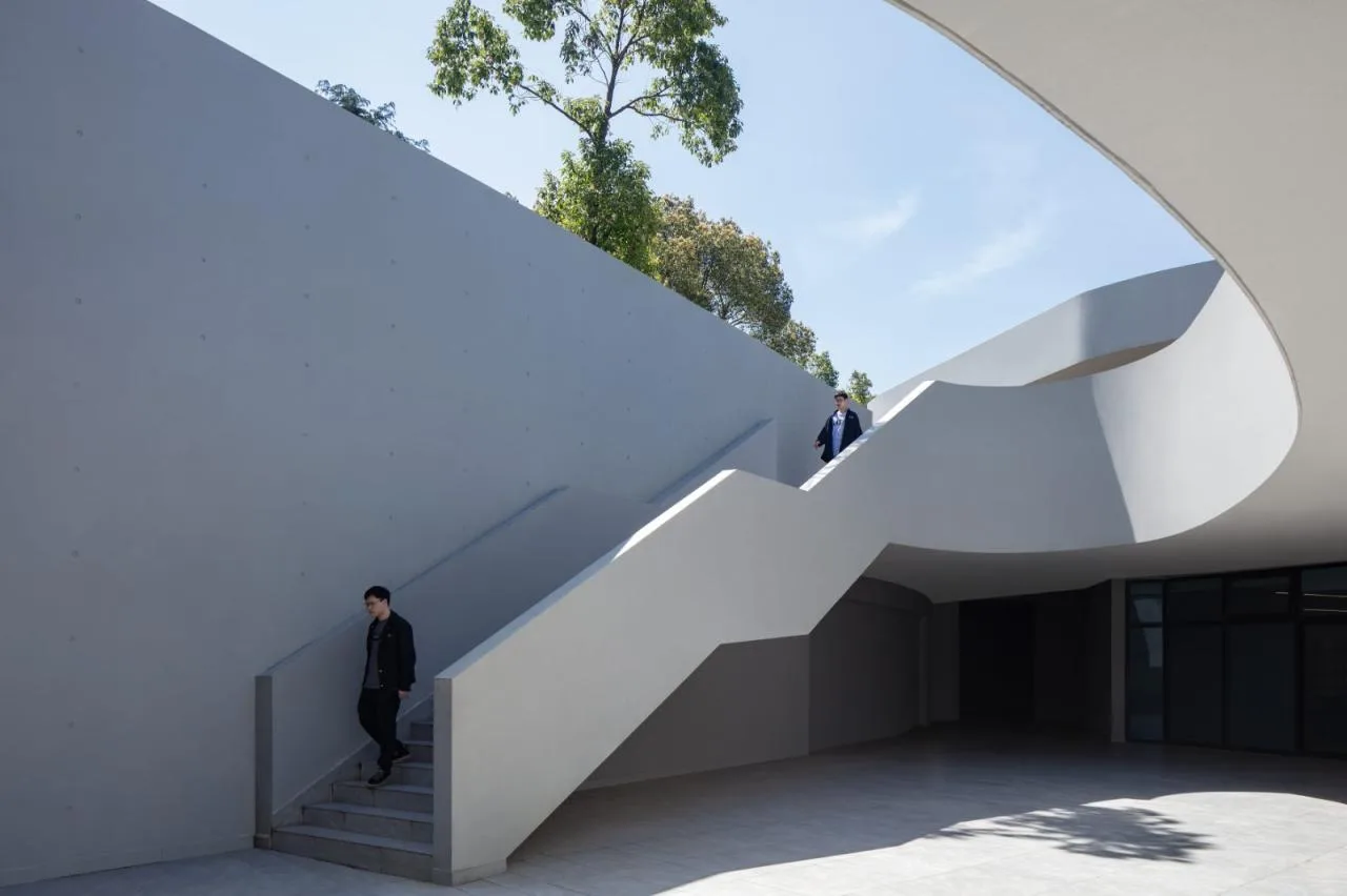 BIM Architecture | Changsha Nanya Middle School Library/China Machinery International Luojin Studio