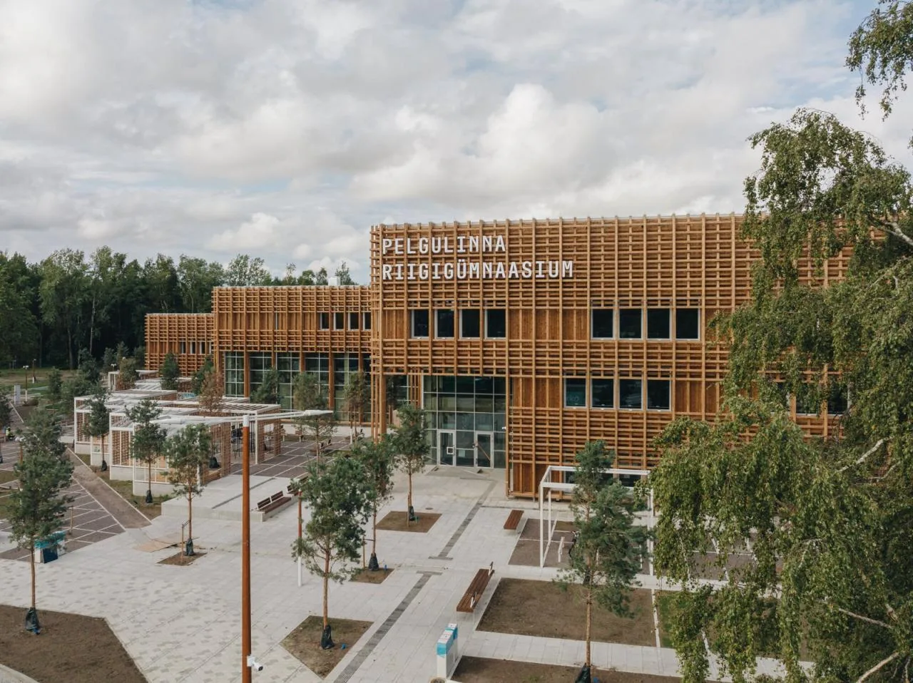 BIM Architecture | Pergolina National High School/Arhitekt Must